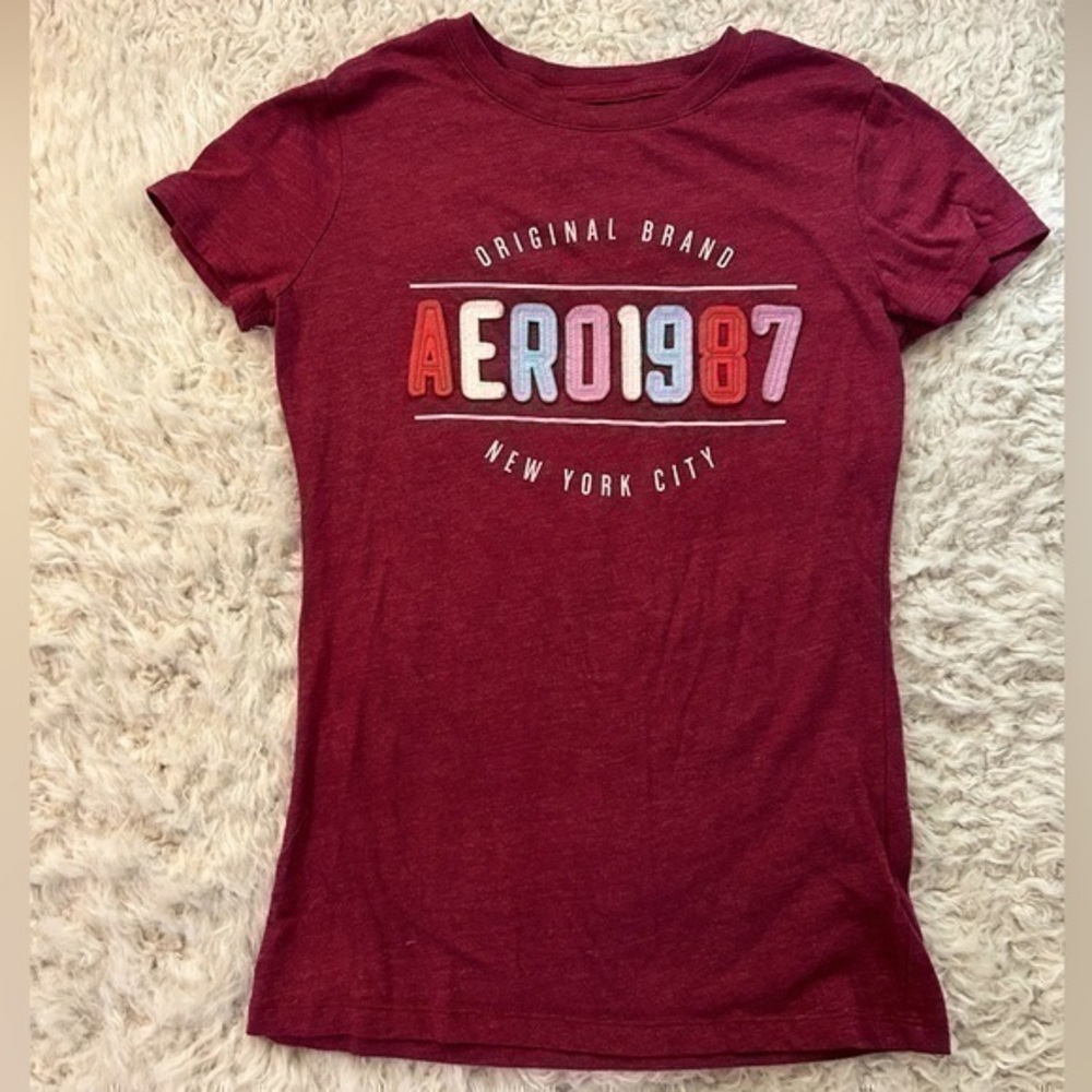 Aeropostale classic crew neck, size small